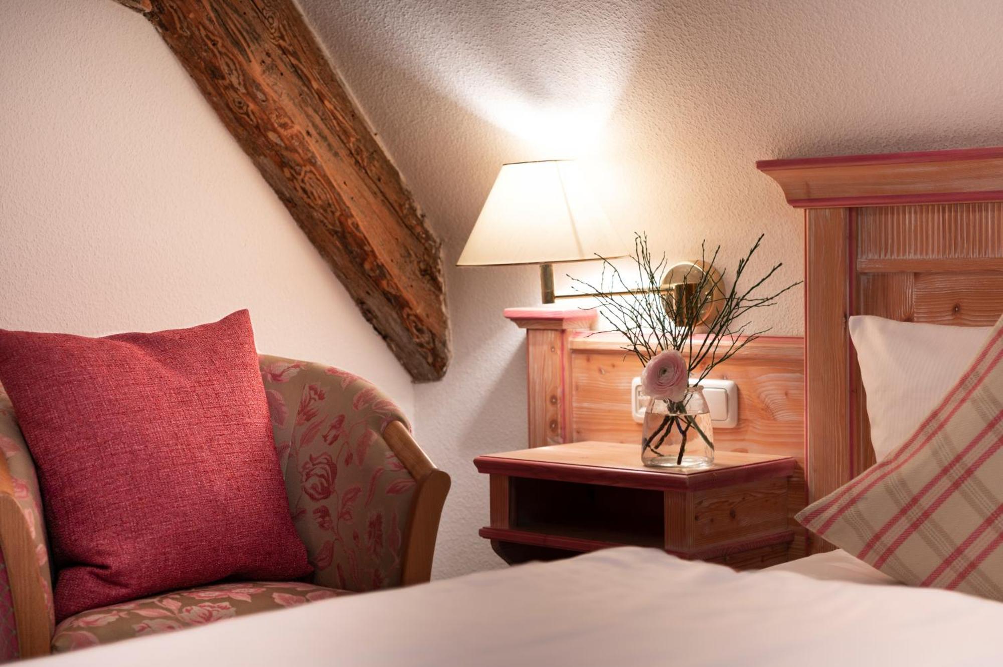 אדלסדורף Landhotel 3Kronen מראה חיצוני תמונה