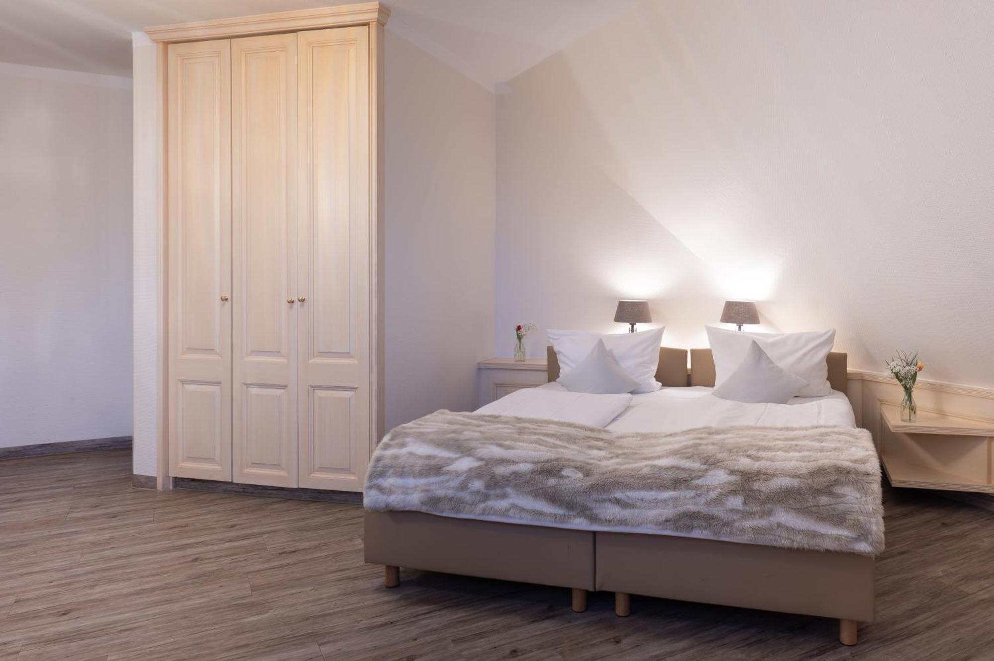 אדלסדורף Landhotel 3Kronen מראה חיצוני תמונה