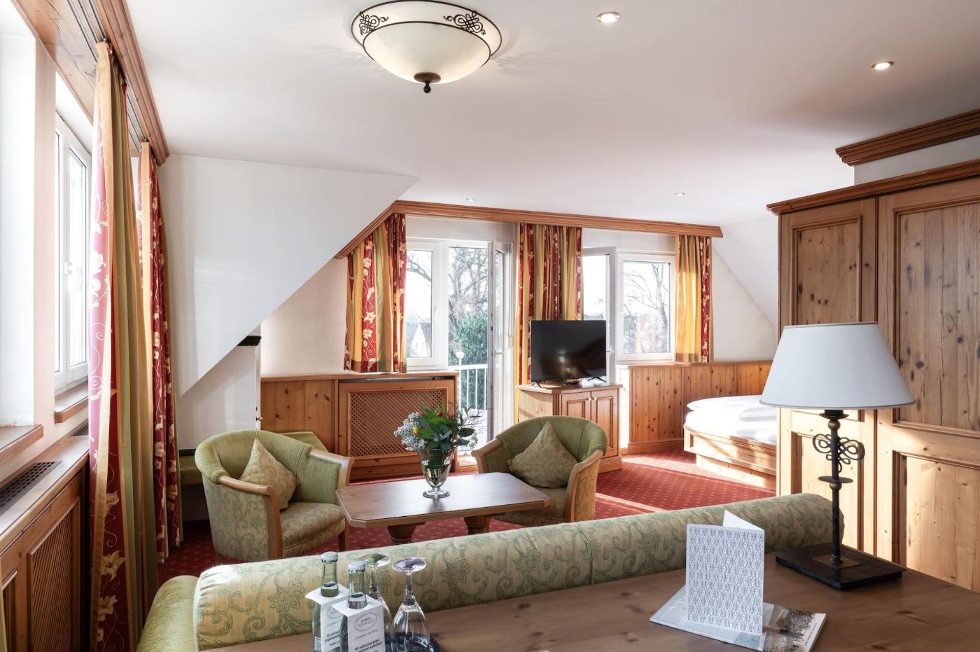 אדלסדורף Landhotel 3Kronen מראה חיצוני תמונה