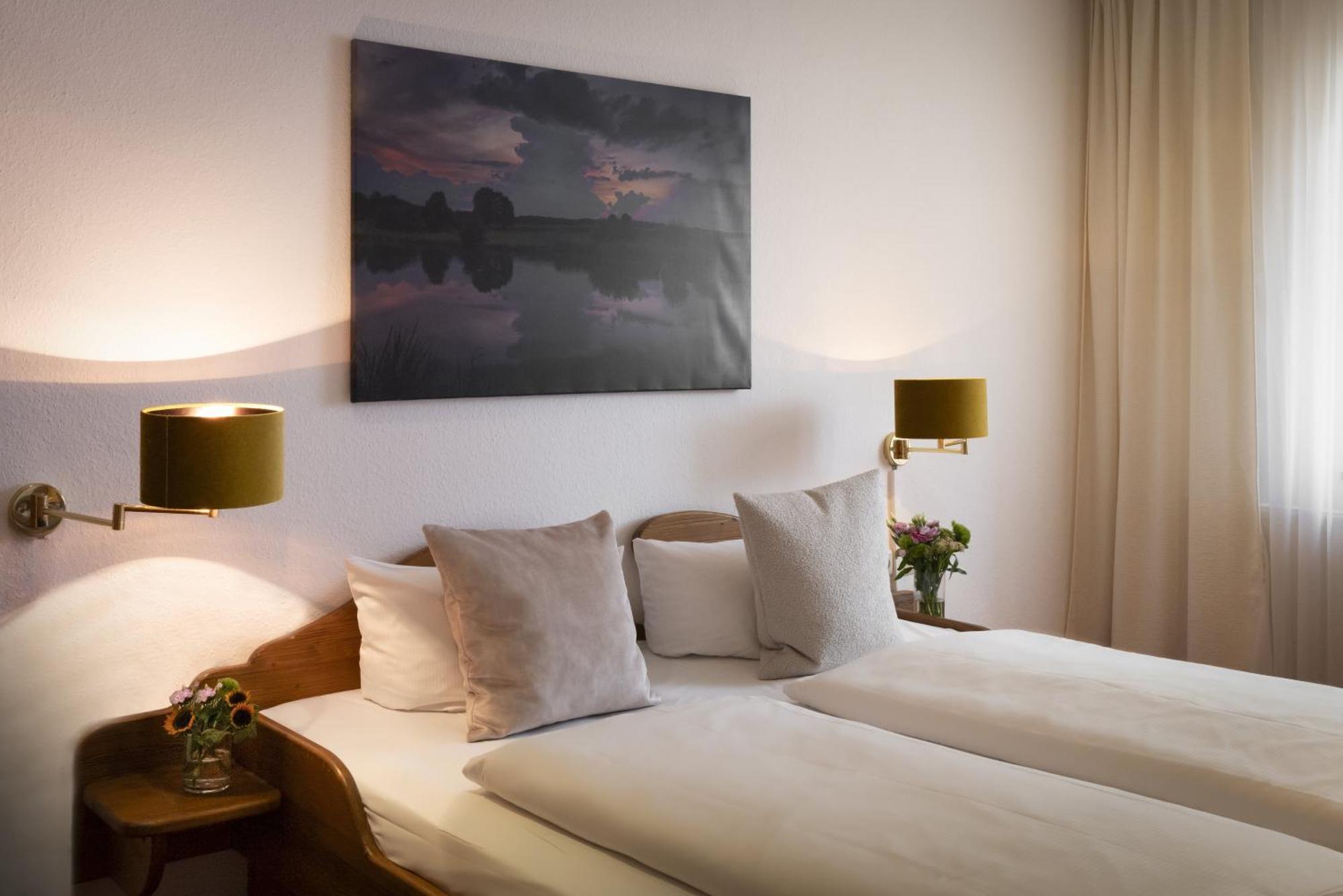 אדלסדורף Landhotel 3Kronen מראה חיצוני תמונה